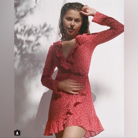 Réalisation Alexandra Dress in Red Star Print Silk Wrap Dress XS - Picture 14 of 16